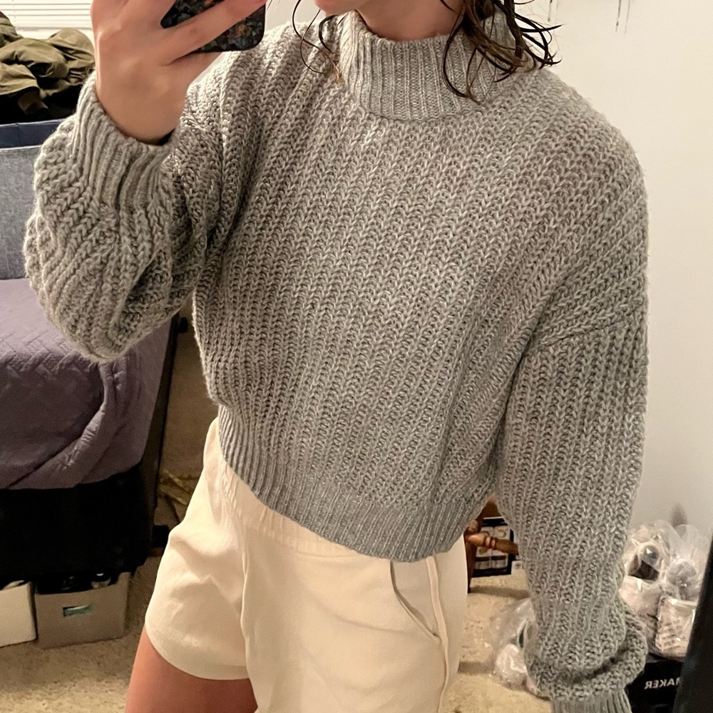 medium chunky knit crop sweater